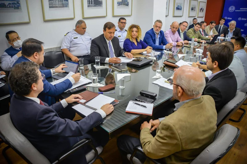 La Comisión Nacional Hidrovía revisa datos técnicos presentados por Argentina