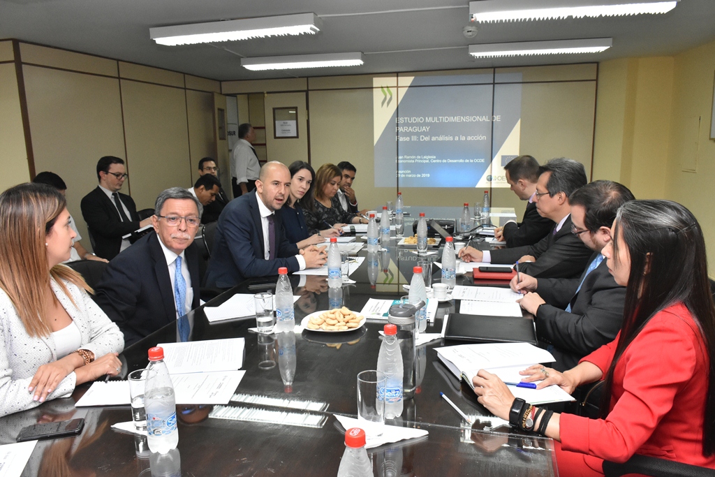 Presentaron los resultados de las dos misiones técnicas realizadas por la OCDE en la visita realizada al Paraguay