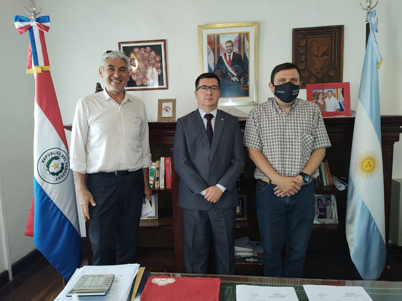 El Consulado del Paraguay en Resistencia recibe a profesionales relacionados a seguridad, ambiente, salud e higiene 