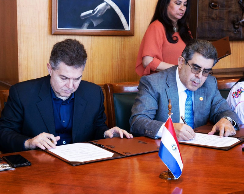 Paraguay y Ecuador firman convenio de cooperación en materia de comunicación, cultura e intercambio académico