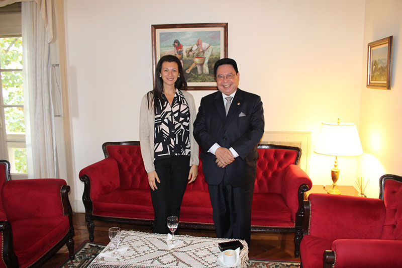 La empresaria Carina Daher visitó Buenos Aires y mantuvo un encuentro con el embajador  Vera Cáceres
