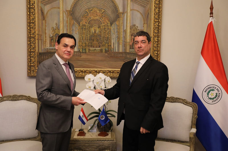 Canciller se reúne con representante de la OEA en Paraguay