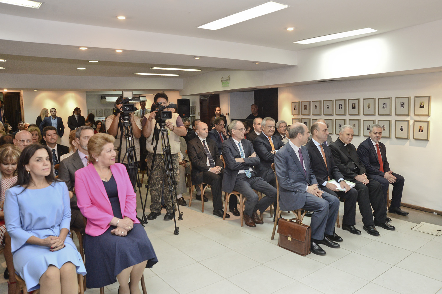 Paraguay condecora al Canciller italiano con la Orden Nacional del Mérito en el grado de “Gran Cruz Extraordinaria”