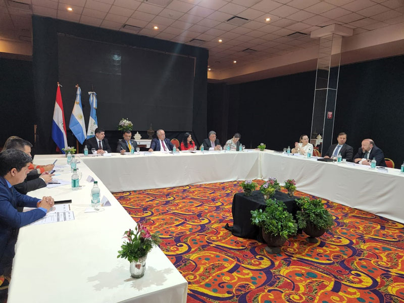Jefes de Misiones Consulares en frontera con Argentina se reúnen para evaluar labores desplegadas