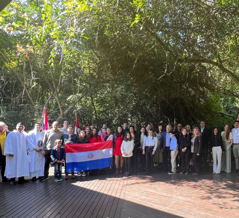 En Porto Alegre celebran 212 años de independencia del Paraguay y Día de la Madre