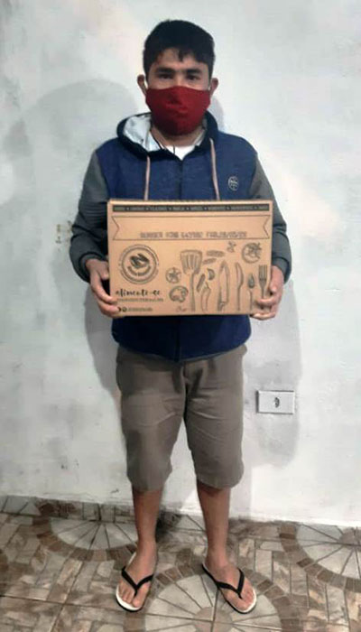 Consulado General en San Pablo entrega cestas básicas a través de compatriotas voluntarios