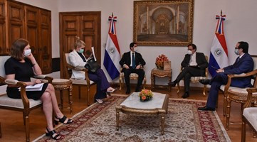 Canciller recibió saludo de embajador de Ecuador y abordaron la agenda bilateral