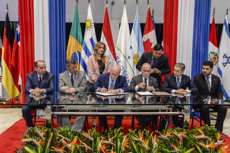 Cancilleres del Mercosur y Ministro de Comercio Internacional de Canadá firman Declaración Conjunta