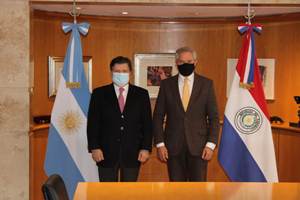 Canciller Acevedo solicitó a su par argentino la apertura gradual de frontera,  aumento de frecuencia de vuelos y canal de diálogo fluido