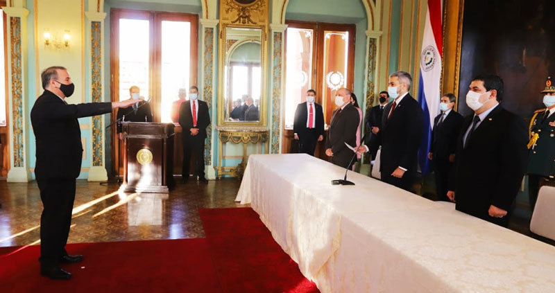 El presidente Abdo Benítez tomó juramento al nuevo embajador ante los Estados Unidos