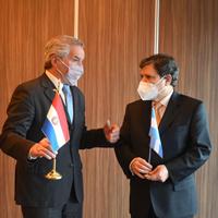 Paraguay solicitó a Argentina flexibilización en pasos fronterizos y designación de miembros de Yacyretá