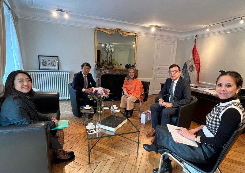 Embajadora de Paraguay en Francia recibió la visita de cortesía del embajador de Corea en Francia