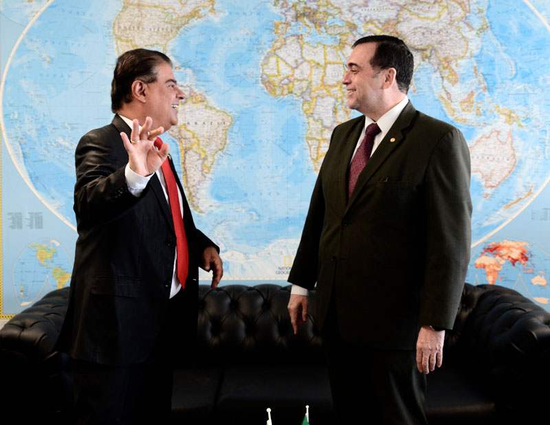 Embajador Delgadillo se reúne con Senador Nelsinho Trad (hijo) del Brasil