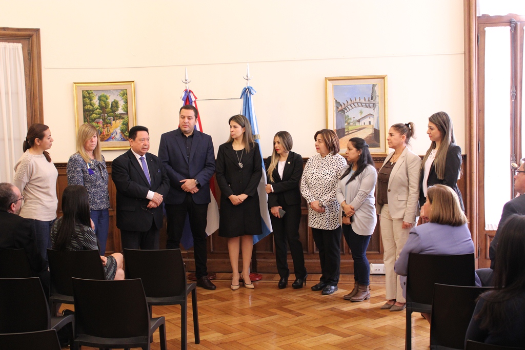 Senatur ofreció capacitación para funcionarios de la embajada y consulados en Buenos Aires