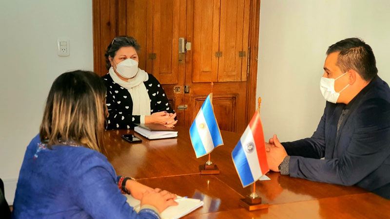 Consulado General en Buenos Aires descentraliza atención a compatriotas
