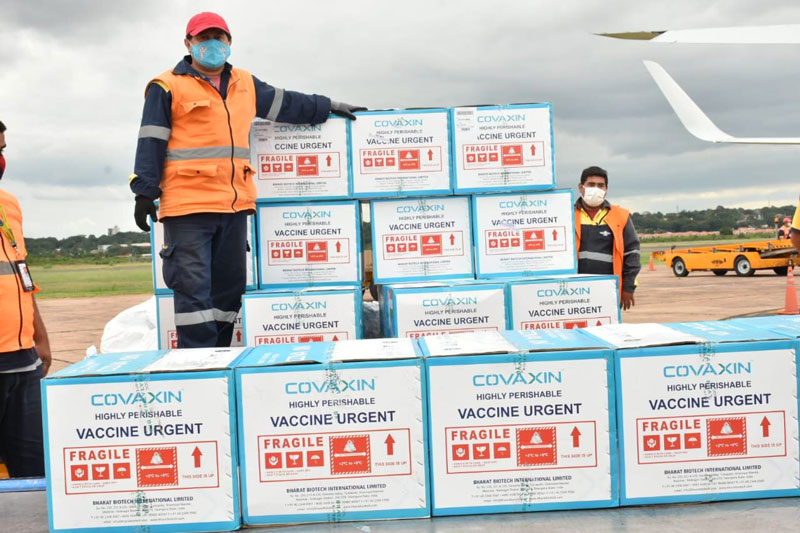 Llegaron al país las 100 mil vacunas COVAXIN donadas por India