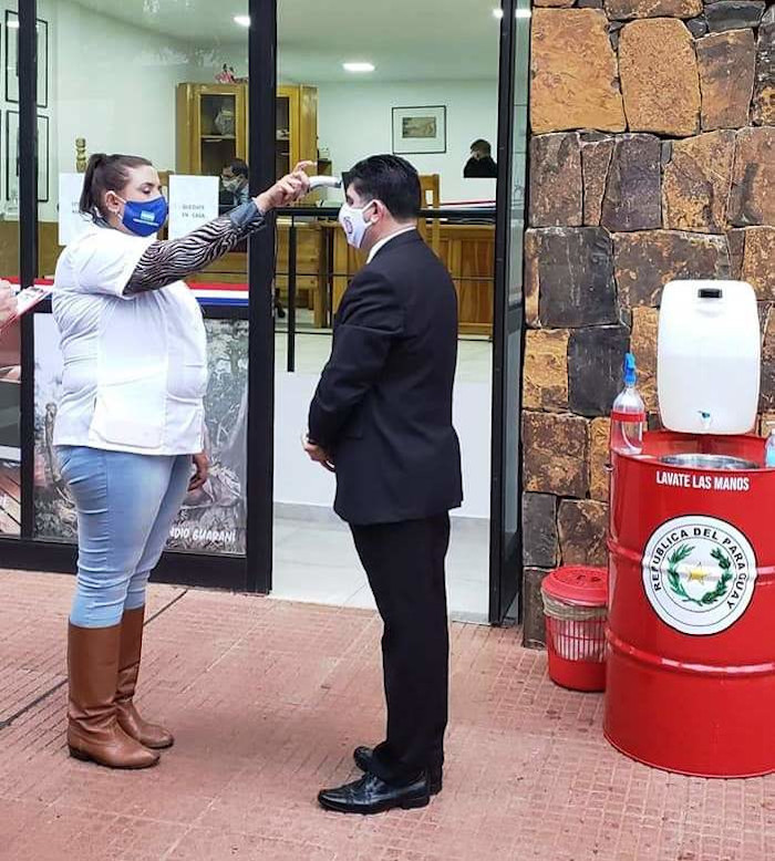 Consulado en Puerto Iguazú refuerza protocolo sanitario para atención al público