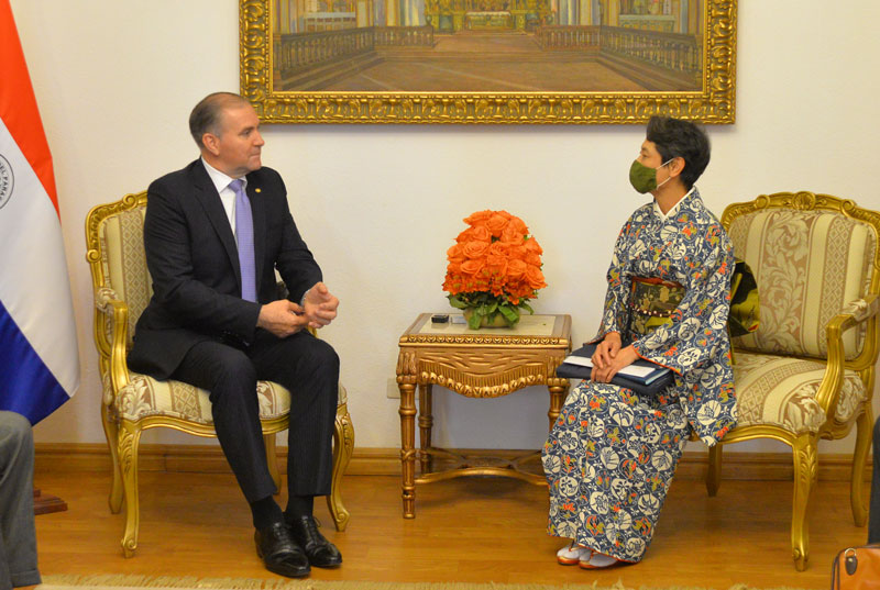 Canciller conversó con embajadora de Japón sobre cooperación para el desarrollo entre otros temas