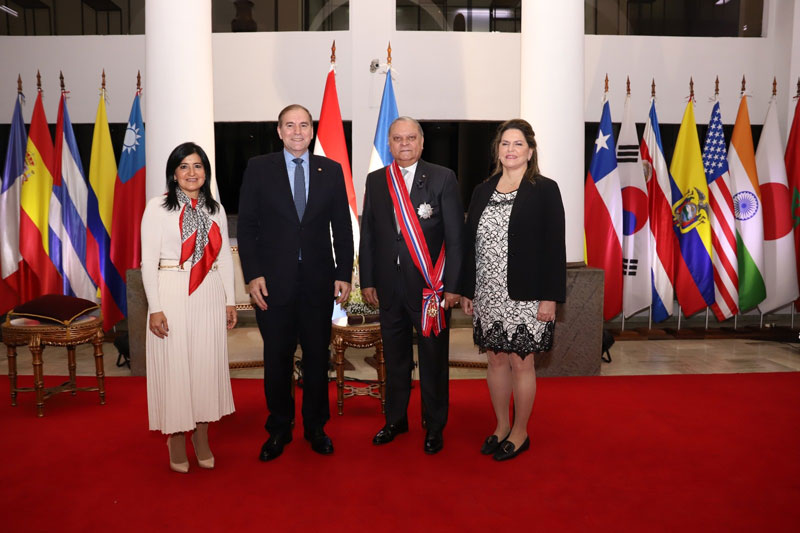 Paraguay condecora a Embajador de República Dominicana con la Orden Nacional del Mérito, en el Grado de “Gran Cruz”
