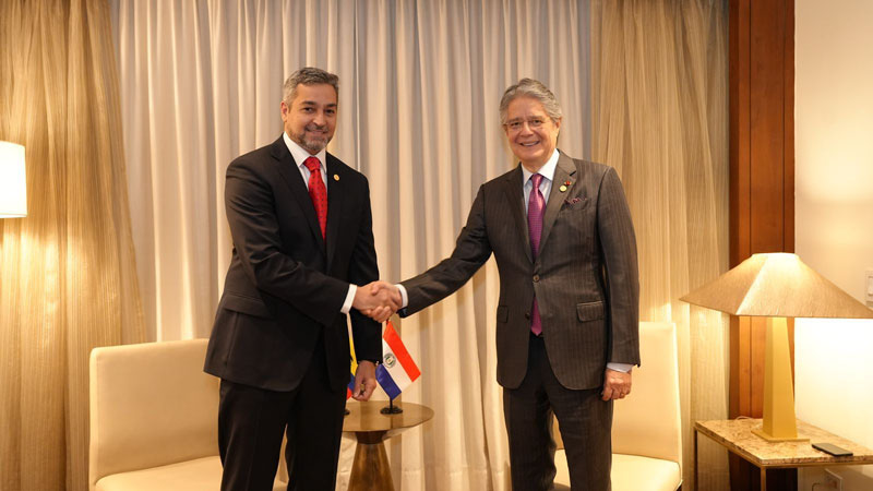 El presidente Abdo mantuvo una reunión bilateral con el presidente de Ecuador, Guillermo Lasso