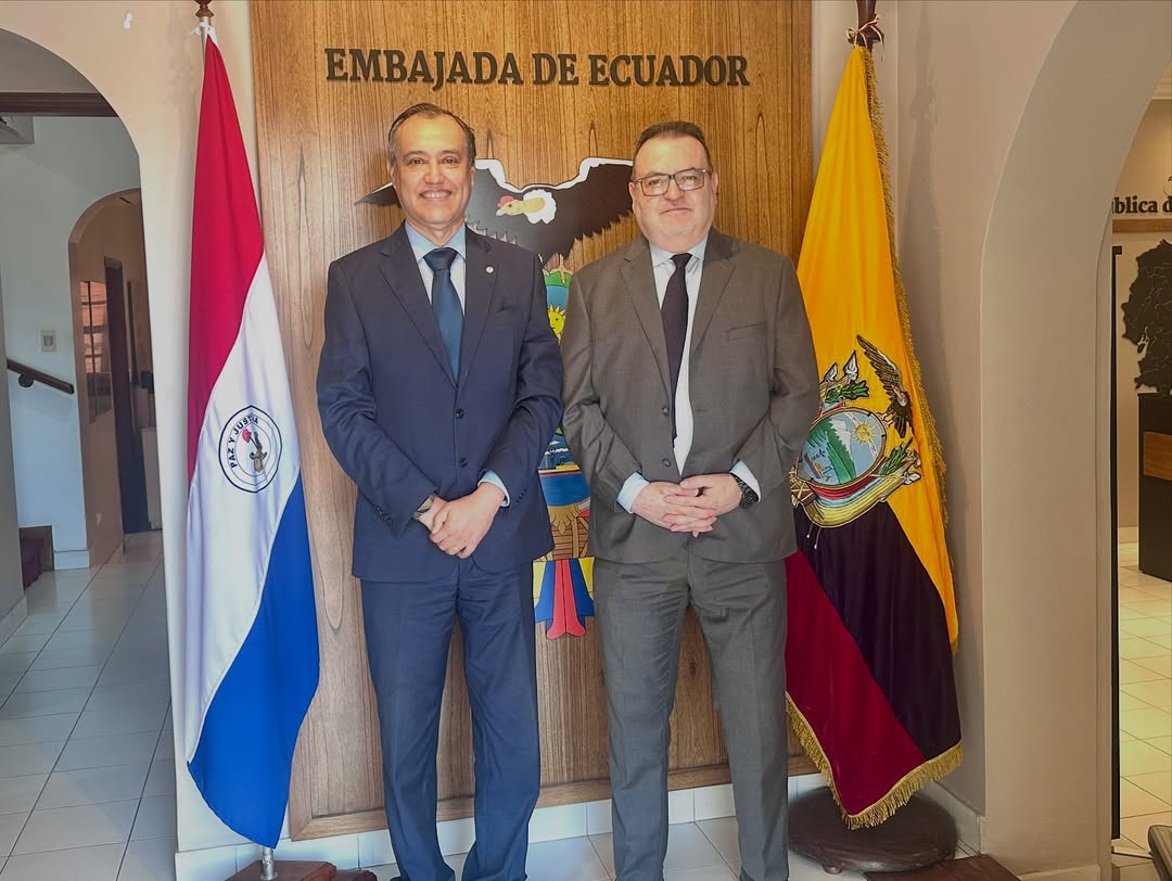Embajador_Benitez_con_Embajador_Ruiz.jpg