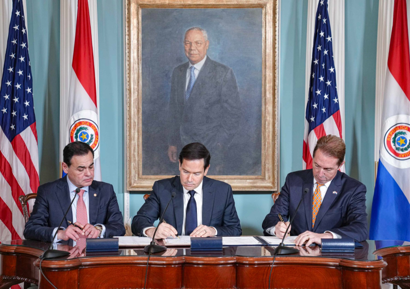 EEUUFirmaWEB-1.jpg
