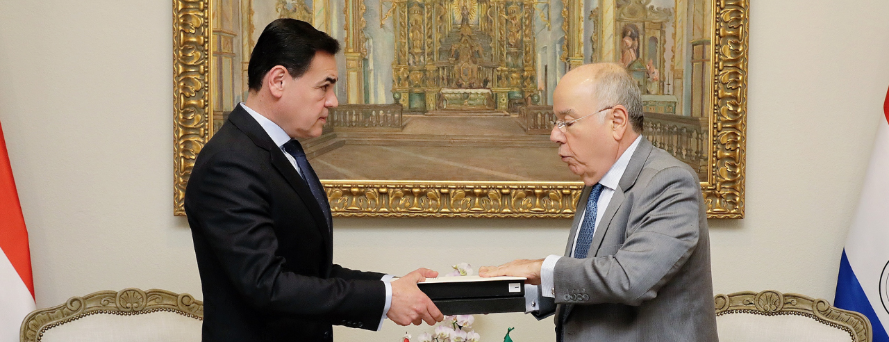 Paraguay recibe informe del Brasil y ambos países avanzan en una nueva etapa de relación
