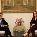 Reunión del canciller con la embajadora de Reino Unido