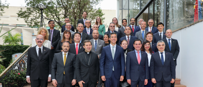 Reunión cuerpo diplomático